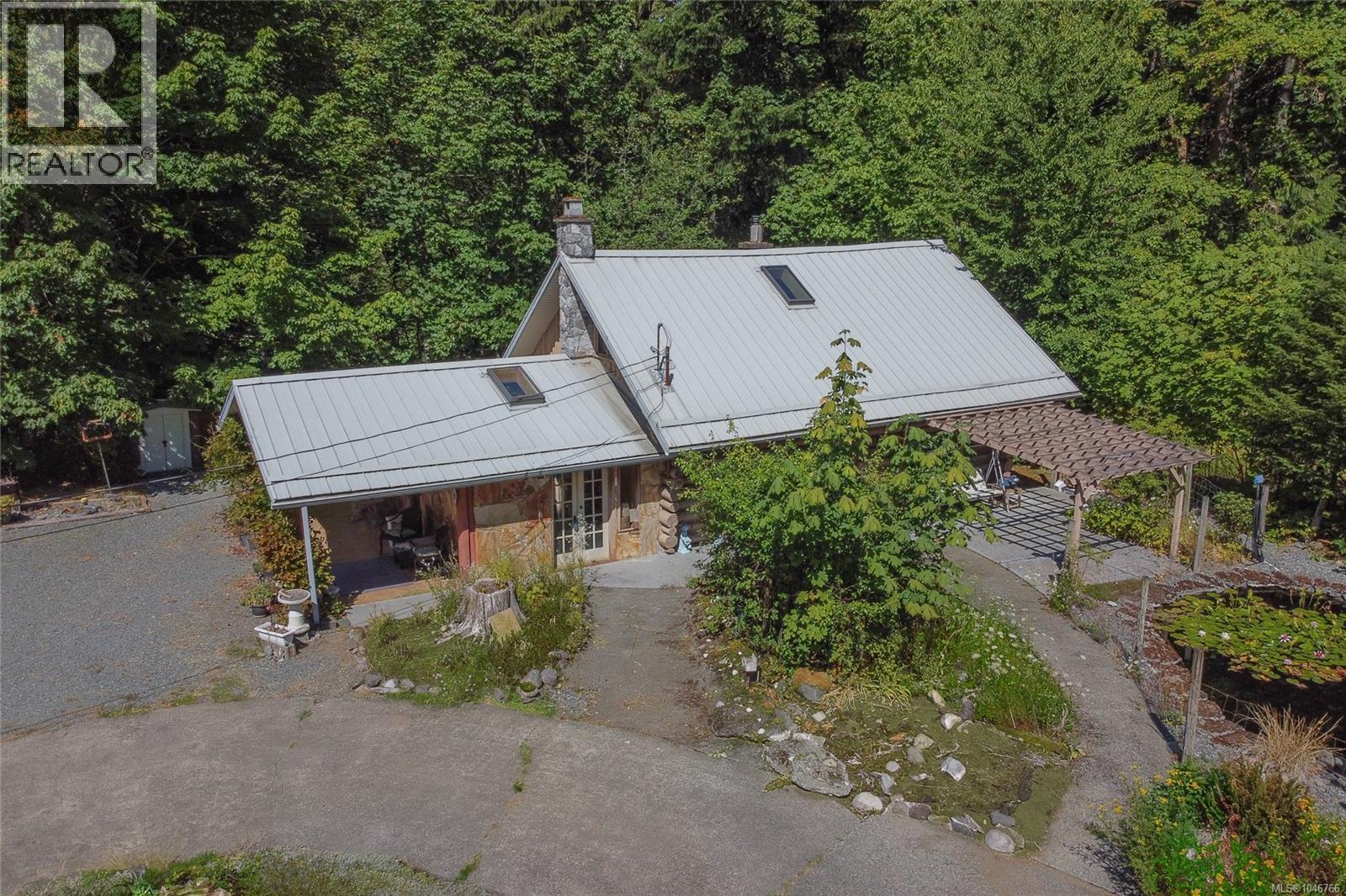 4389 Creighton Rd - 84