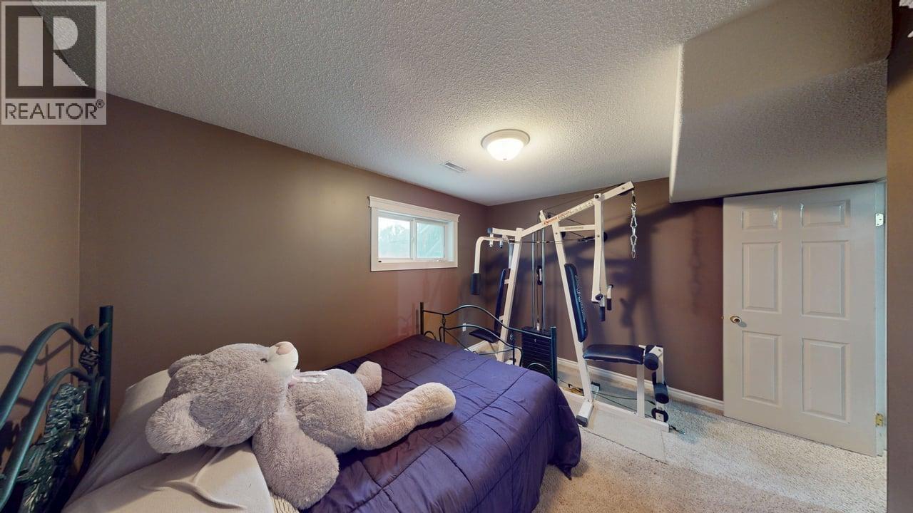 8604 90 STREET - Image 30