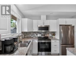 12 5th Lane, Wasaga Beach, ON L9Z2E9 Photo 14
