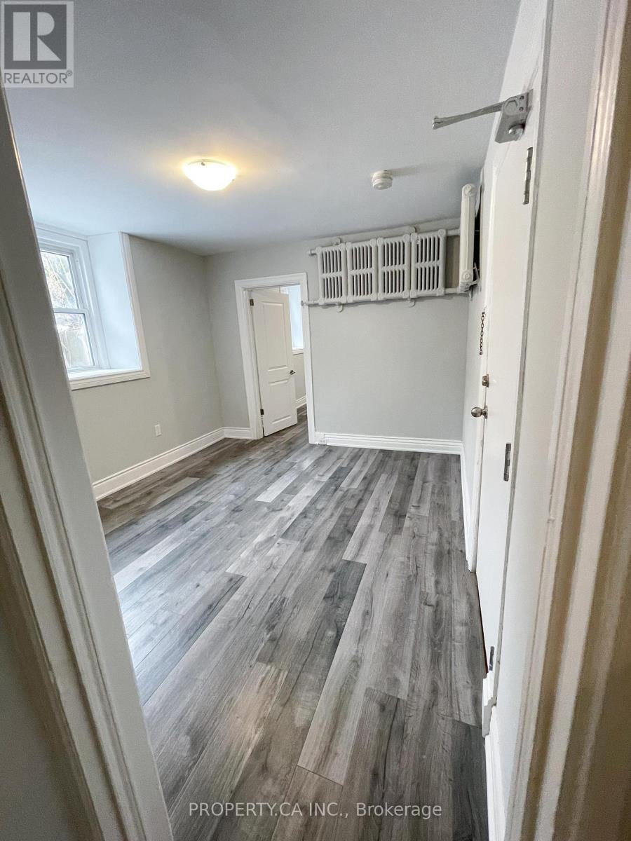 345 GLADSTONE AVENUE - 25