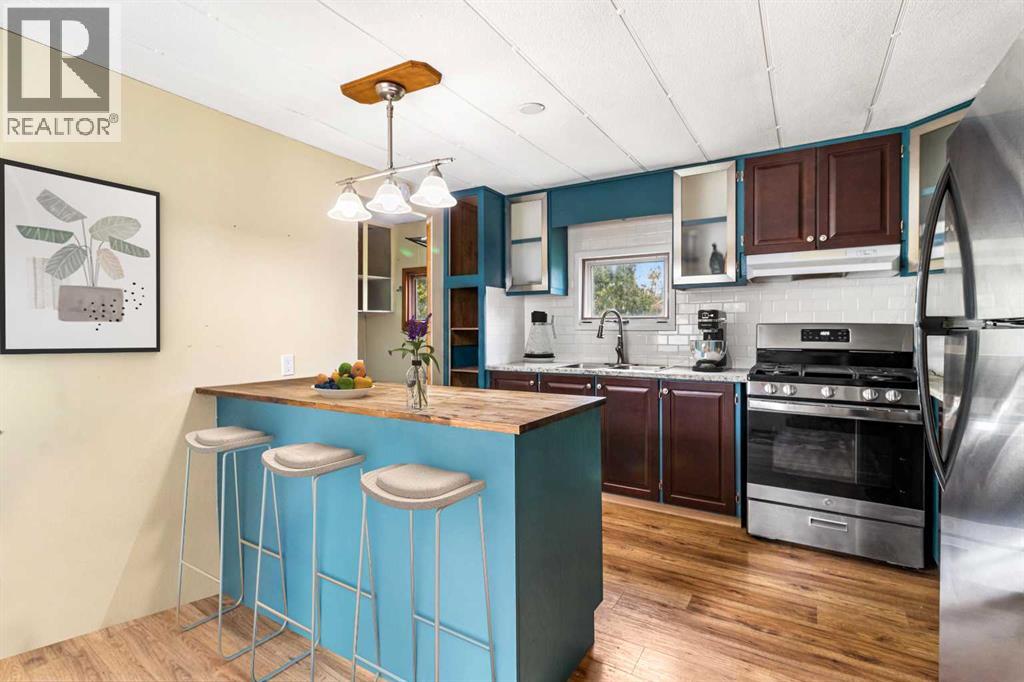 2104 23 Avenue - 1