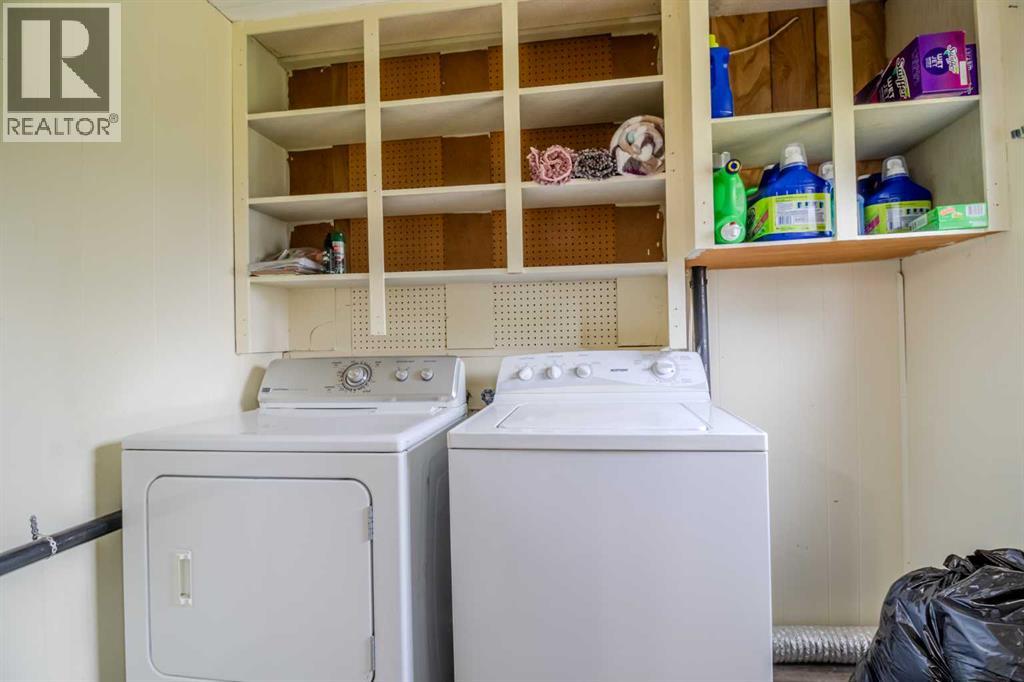 2104 23 Avenue - Image 11