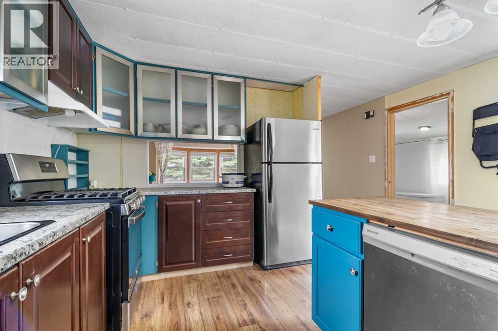 2104 23 Avenue - Image 12