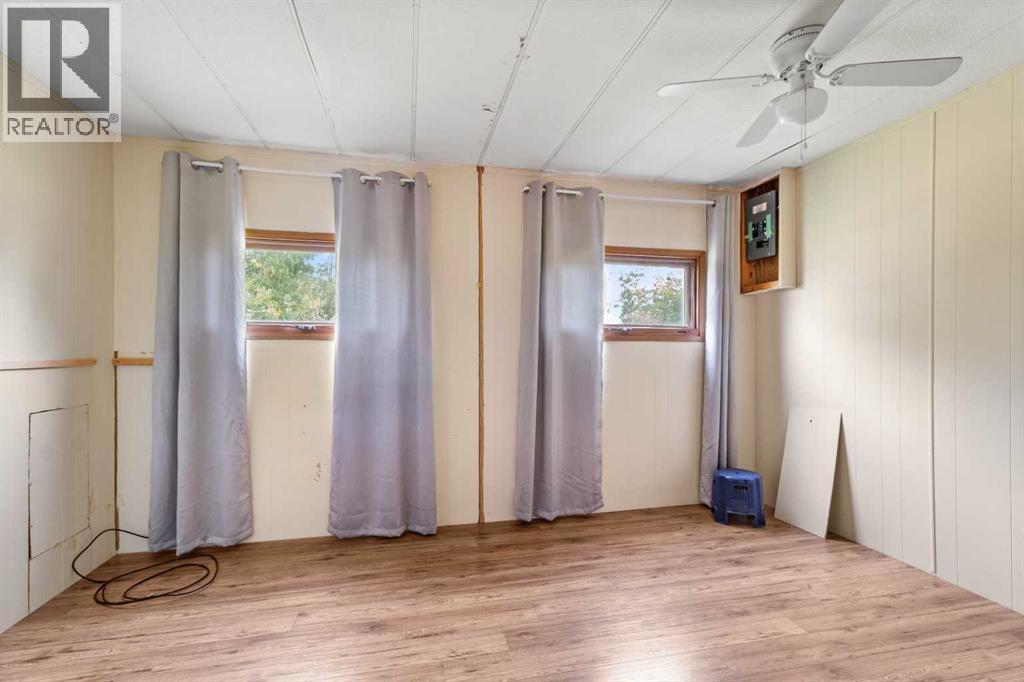 2104 23 Avenue - 13