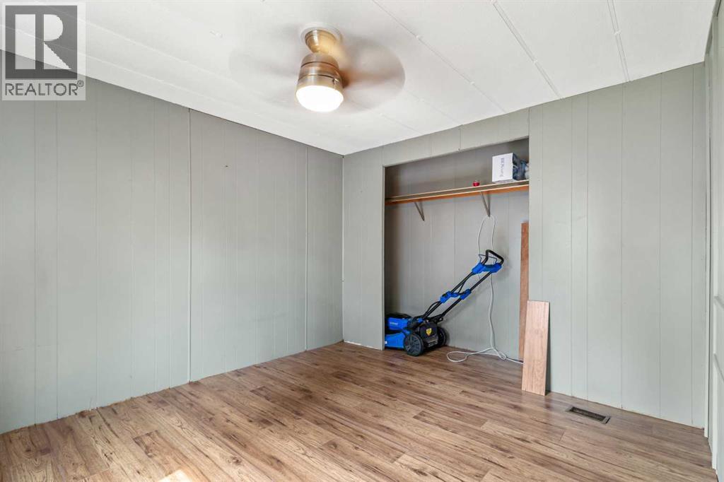 2104 23 Avenue - 17