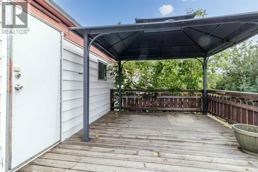 2104 23 Avenue - 20