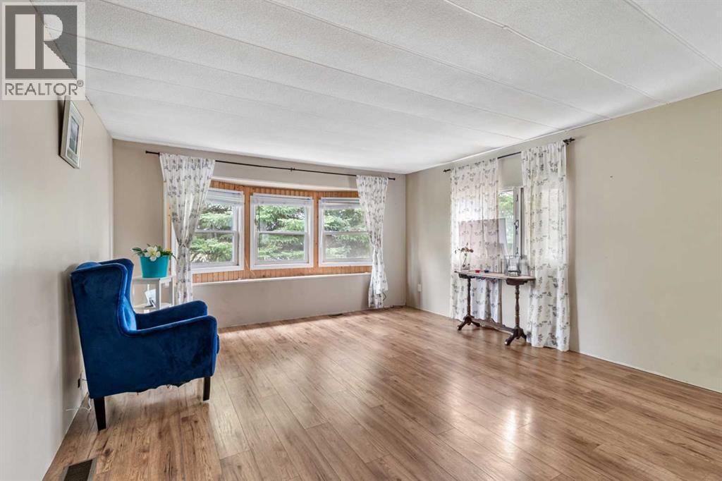2104 23 Avenue - 5