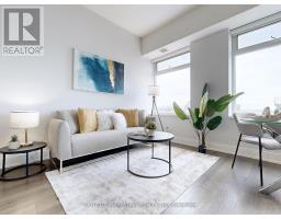 1128 - 111 St Clair Avenue W, Toronto, ON M4V1N5 Photo 11