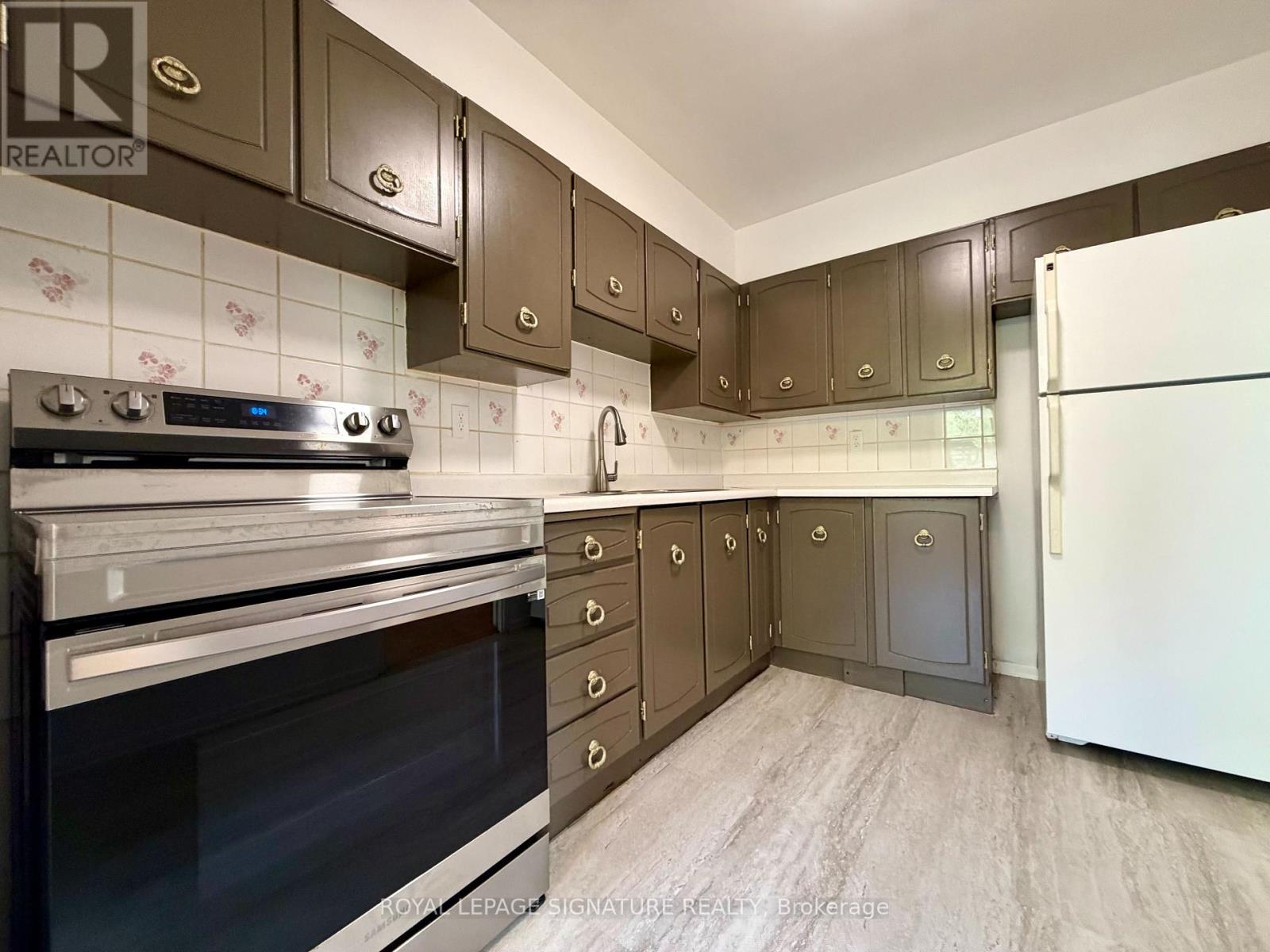#409 20 EDGECLIFF GOLFWAY - 6