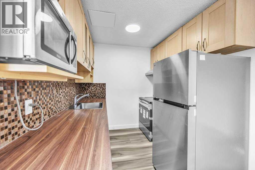 #1 8112 36 Avenue NW - 15