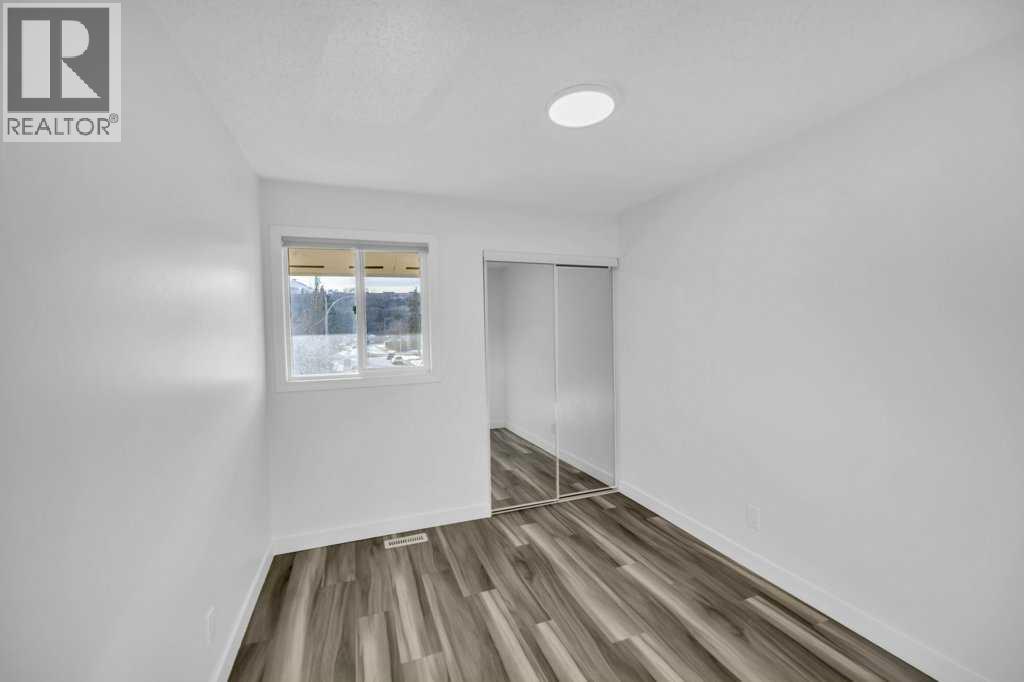 #1 8112 36 Avenue NW - 24