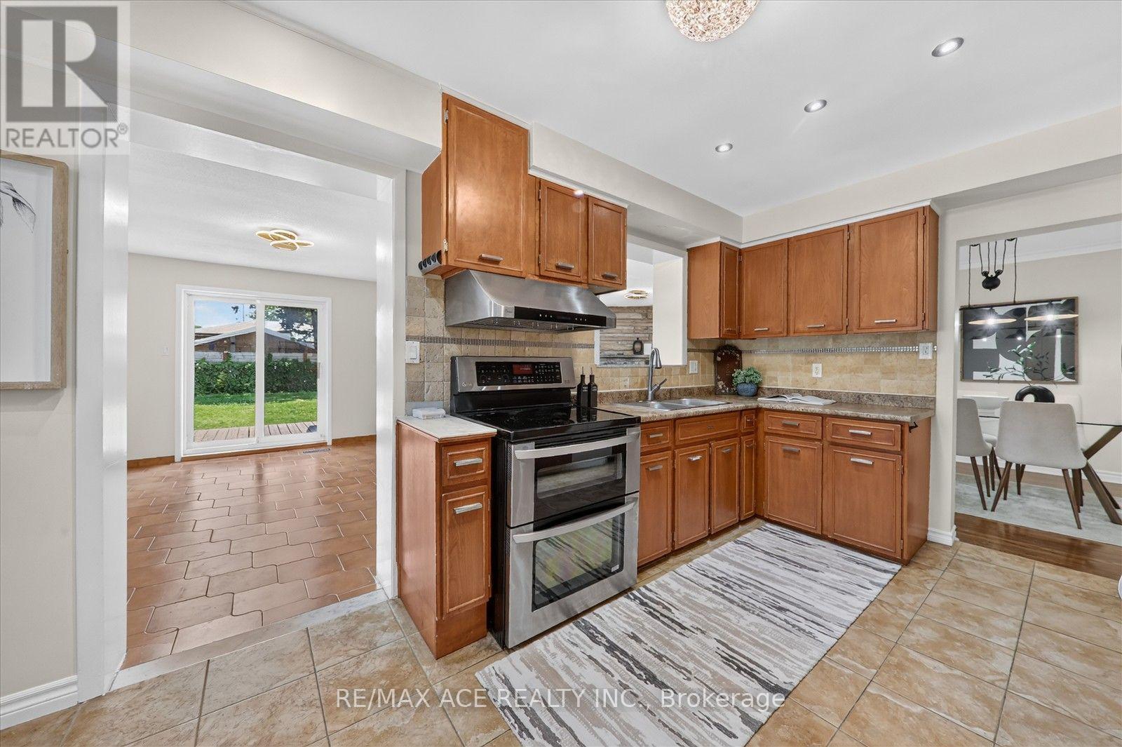 106 PORTICO DRIVE - 19