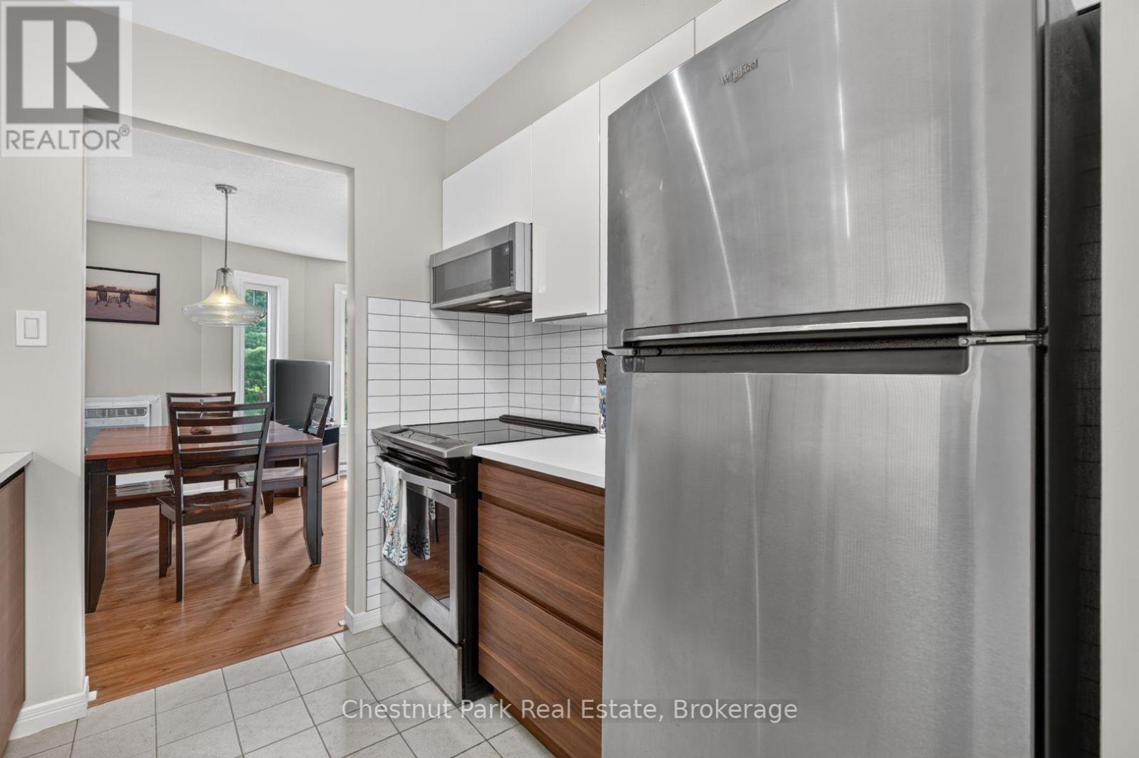 #202C 661 CEDAR LANE - 17