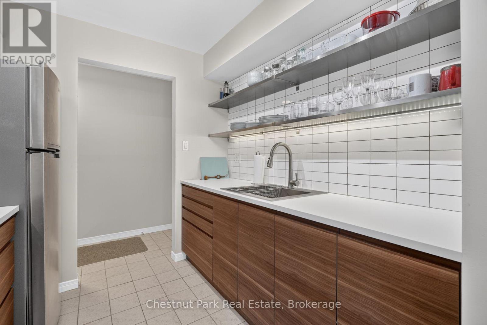 #202C 661 CEDAR LANE - Image 20