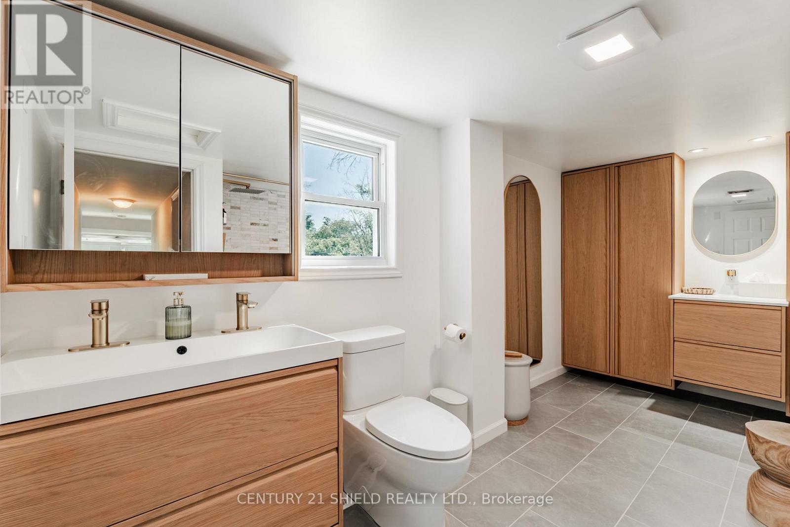 17648 ISLAND ROAD - Image 32