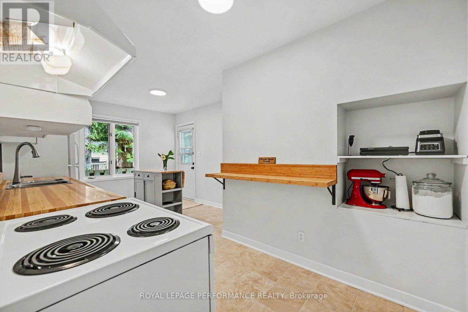 1 ADAM DIXON AVENUE - Image 13