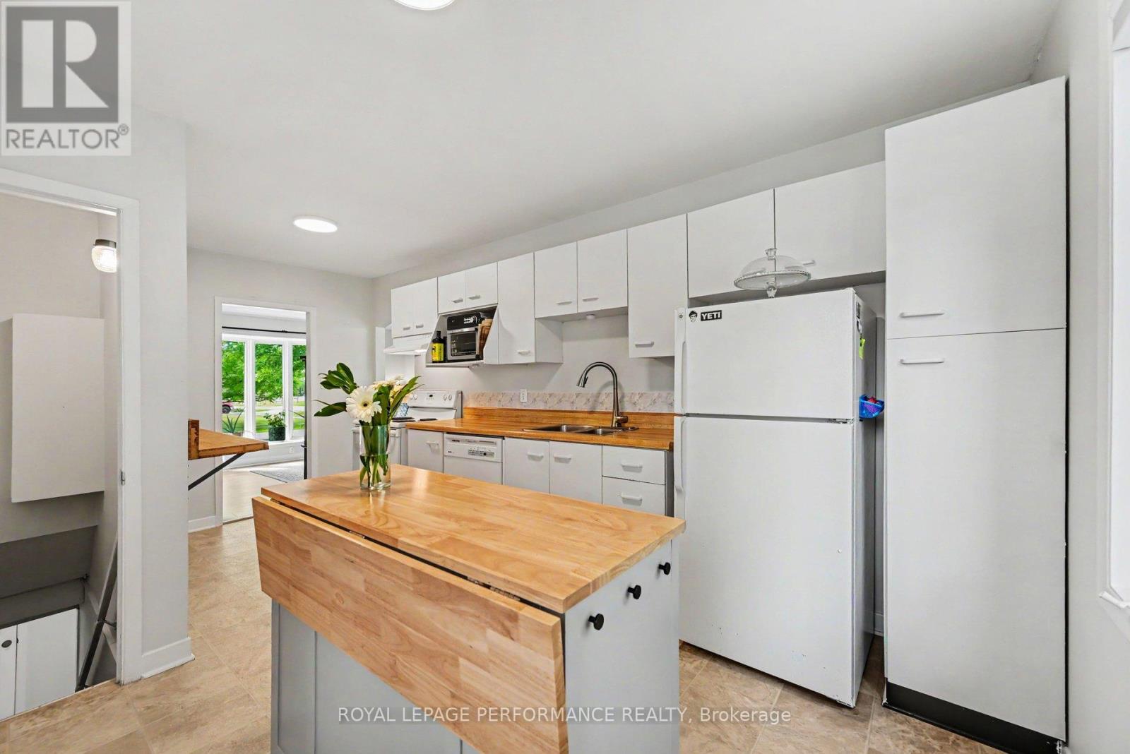 1 ADAM DIXON AVENUE - Image 15