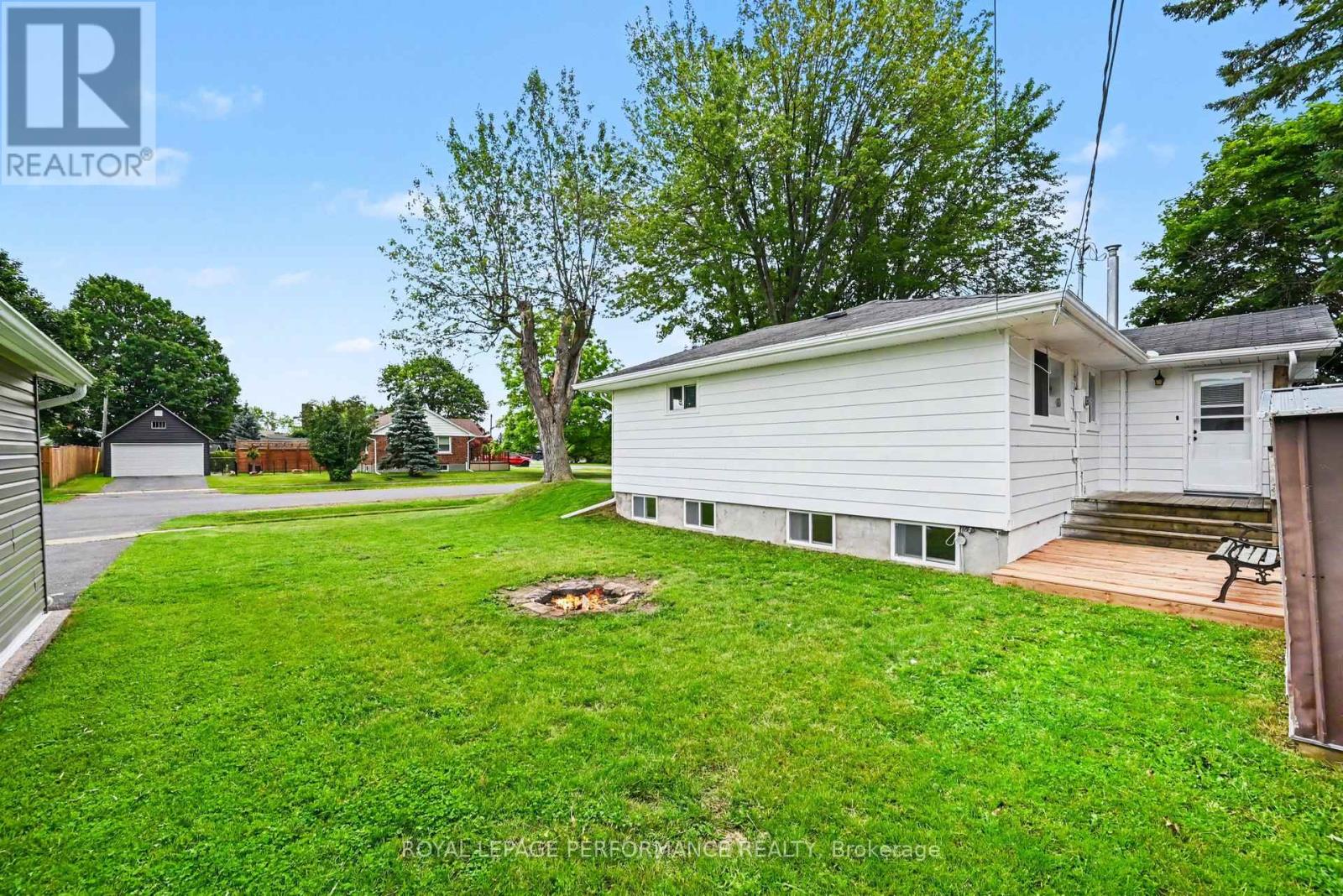 1 ADAM DIXON AVENUE - 30