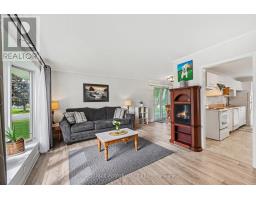 Dining room - 1 Adam Dixon Avenue, South Stormont, ON K0C1P0 Photo 6