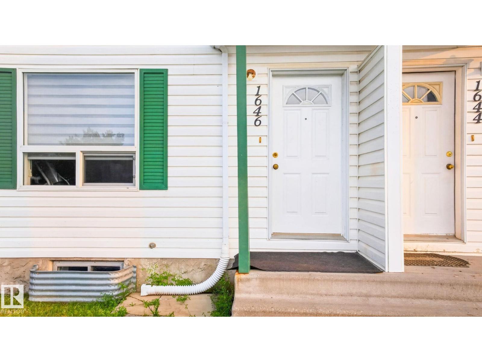 1646 millwoods RD E NW - 1