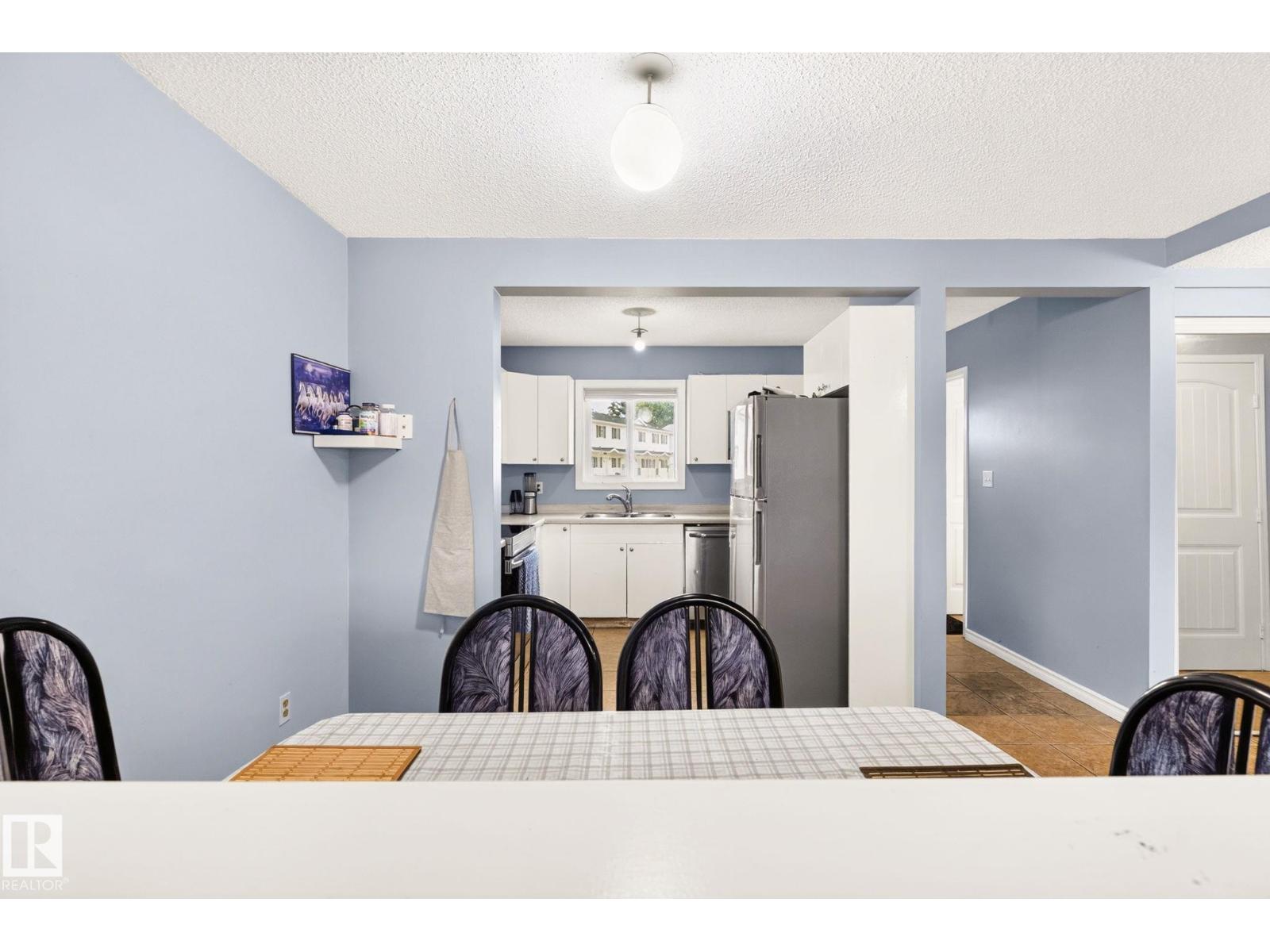 1646 millwoods RD E NW - 19