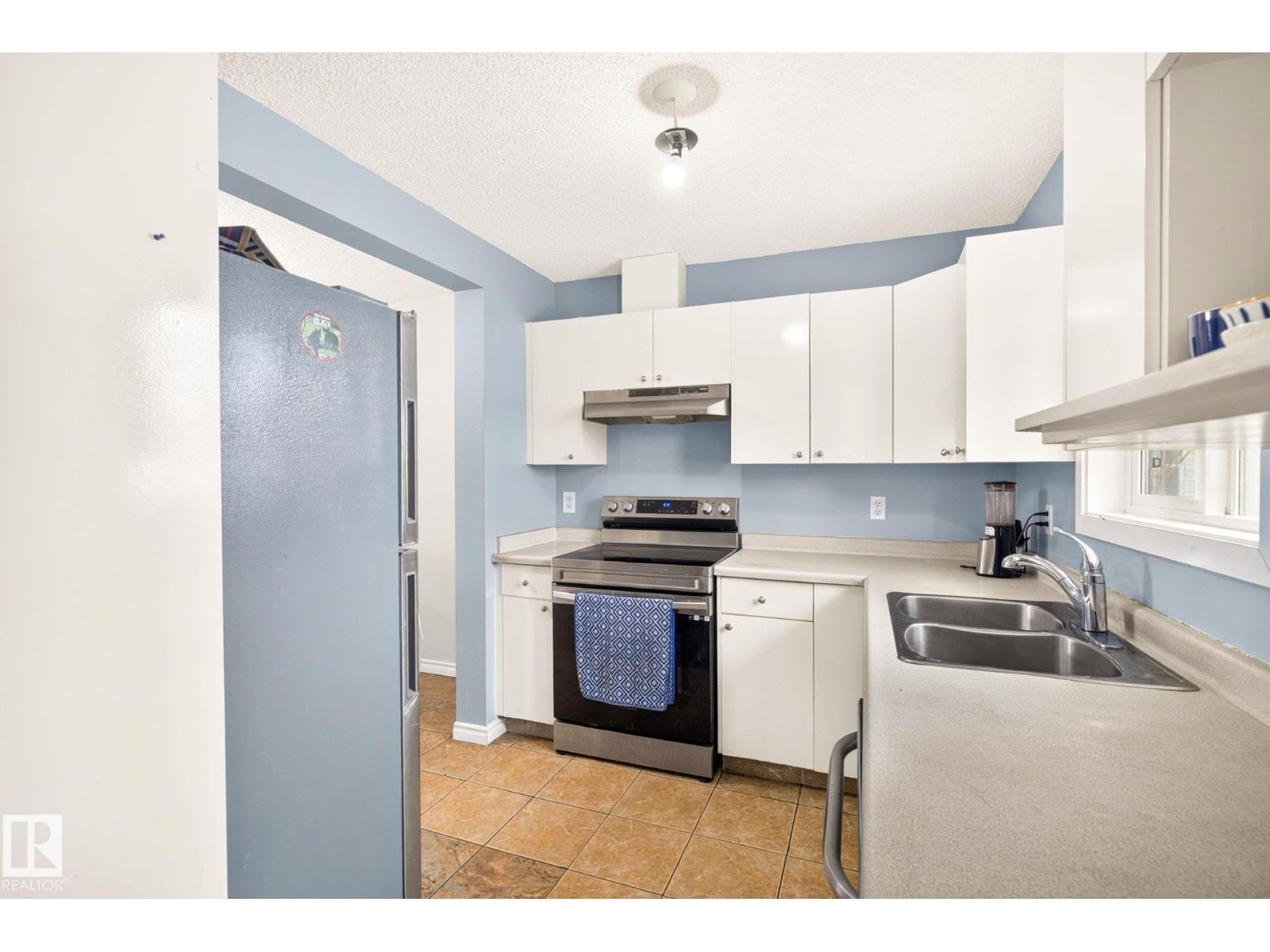 1646 millwoods RD E NW - 20