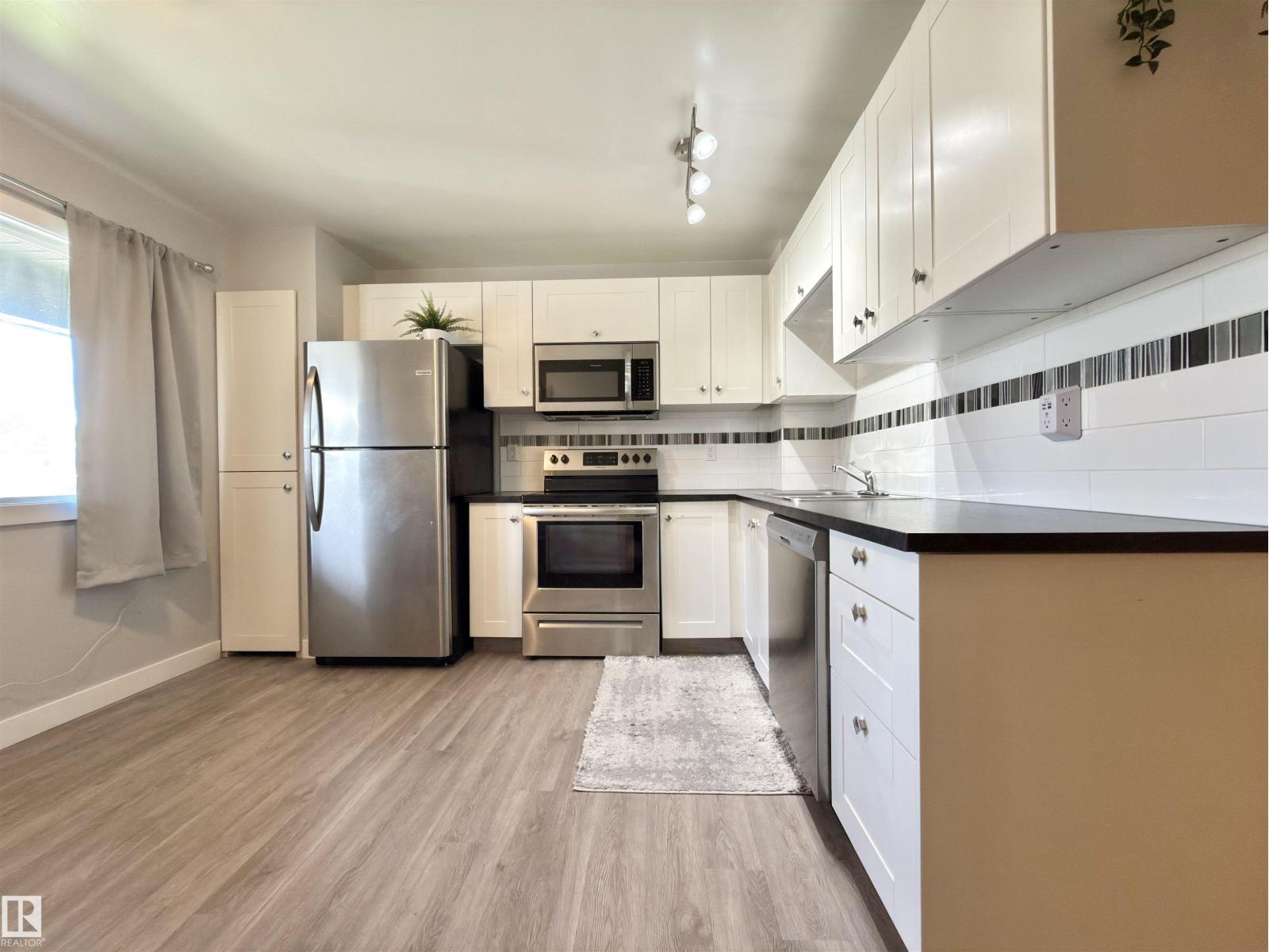 #13 18010 98 AV NW NW, La Perle, Edmonton photo 5