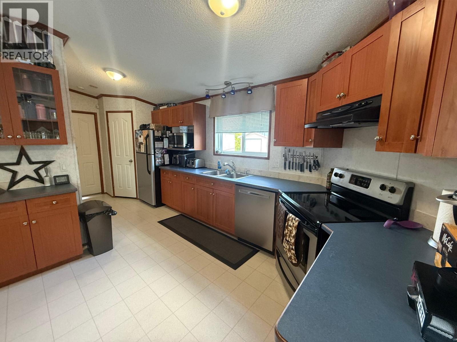 10402 98 STREET - 6