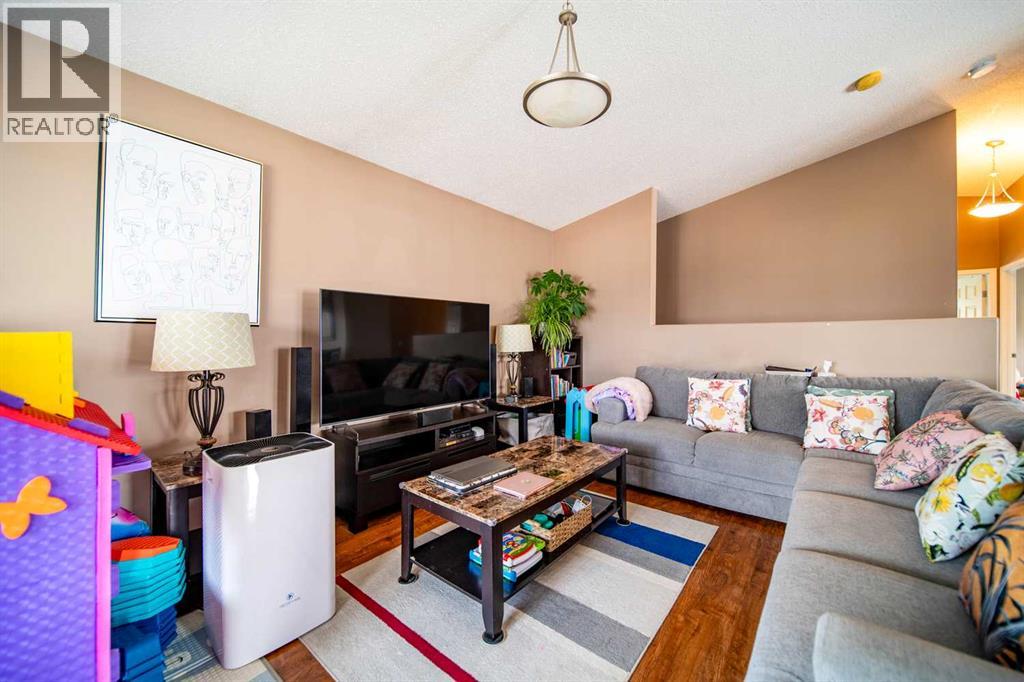 1025 30 Street - Image 6