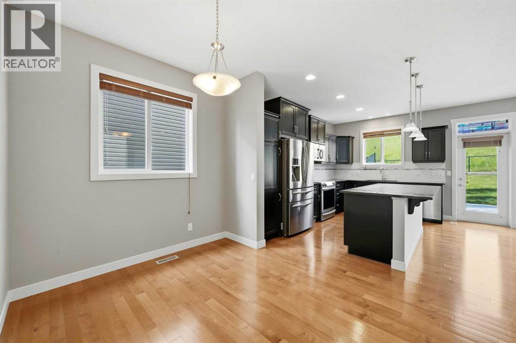 80 Sherwood Crescent Northwest - Photo 7