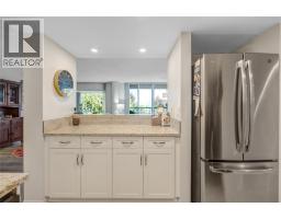 4pc Bathroom - 86 Lakeshore Drive Unit# 202, Penticton, BC V2A1B5 Photo 8