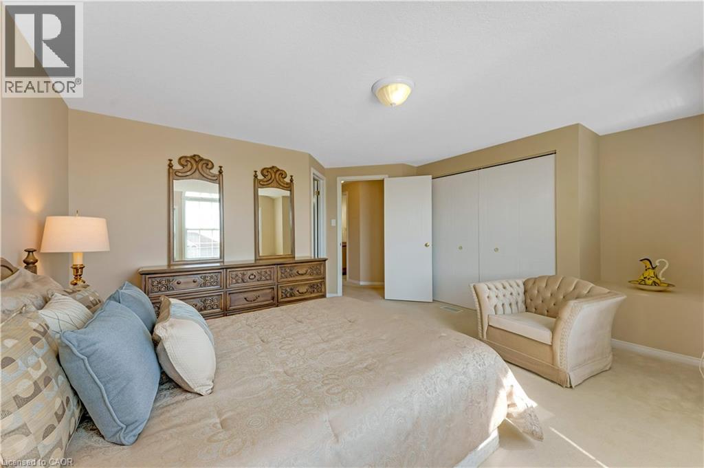42 BRIARMEADOW Crescent - Image 17