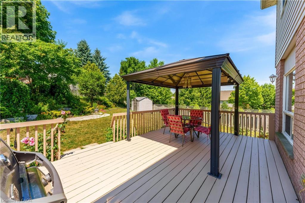 42 BRIARMEADOW Crescent - 31
