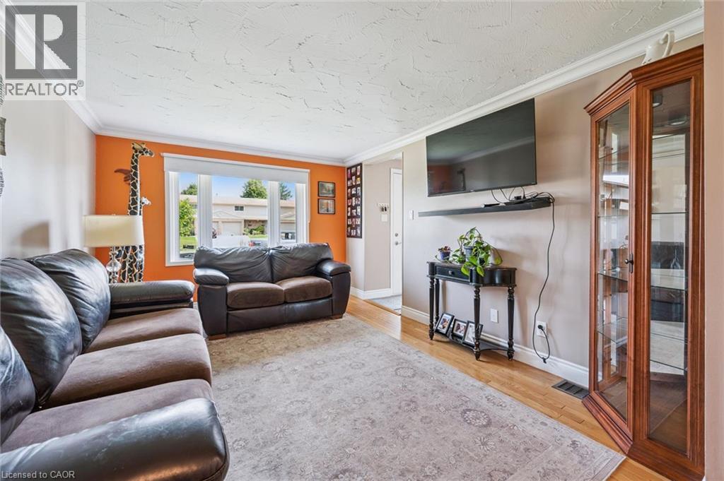 847 DOON VILLAGE Road - 12