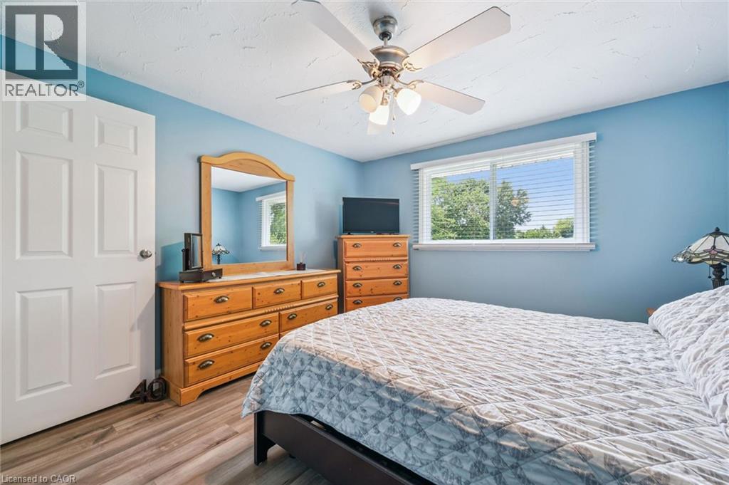 847 DOON VILLAGE Road - 19
