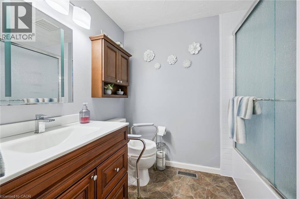 847 DOON VILLAGE Road - 25