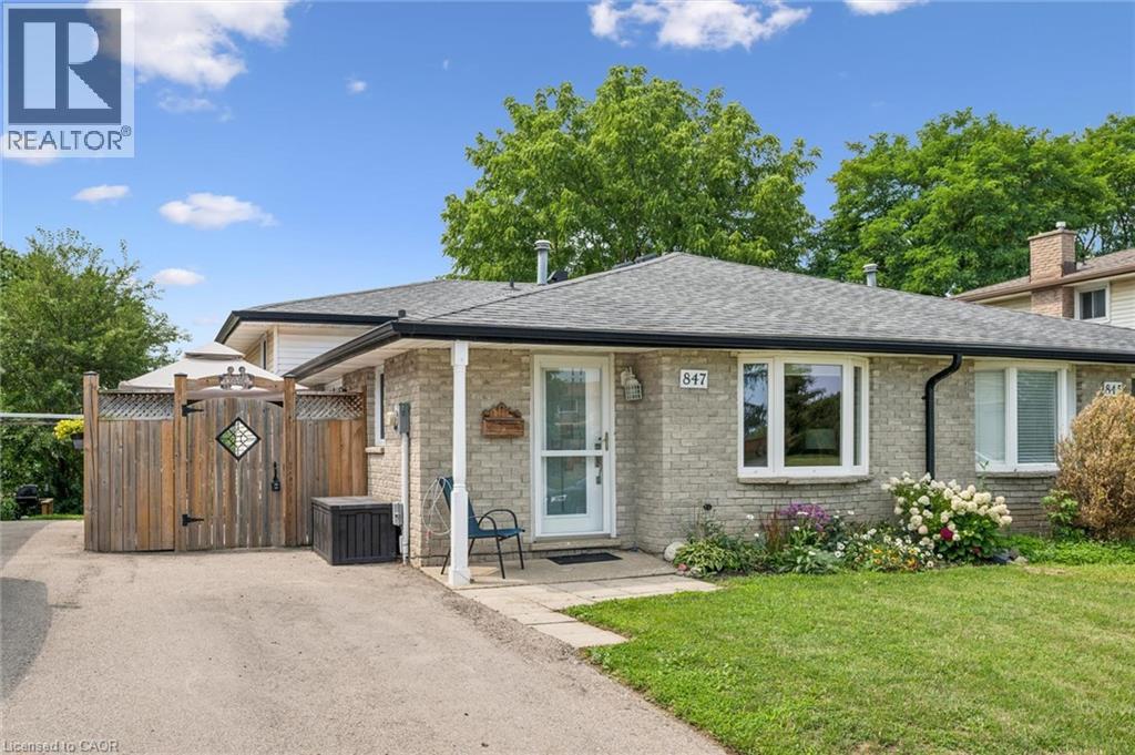 847 DOON VILLAGE Road — photo 3