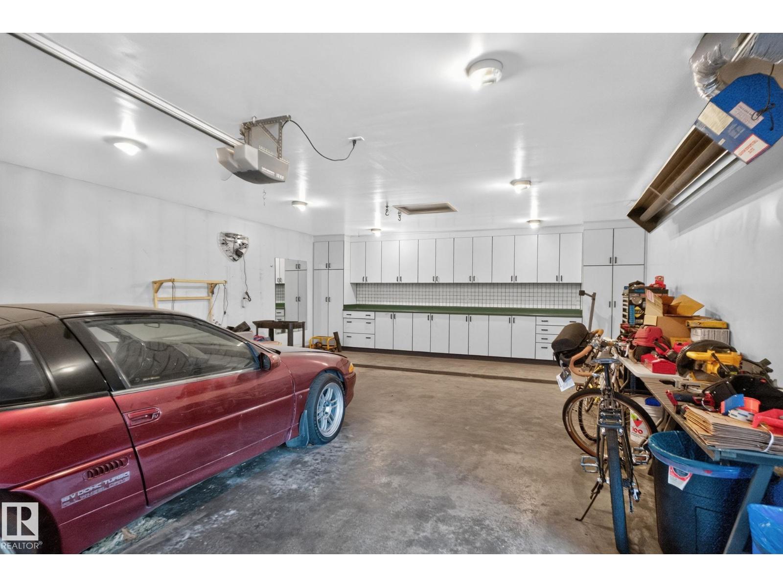 12 LATIMER PL - 53
