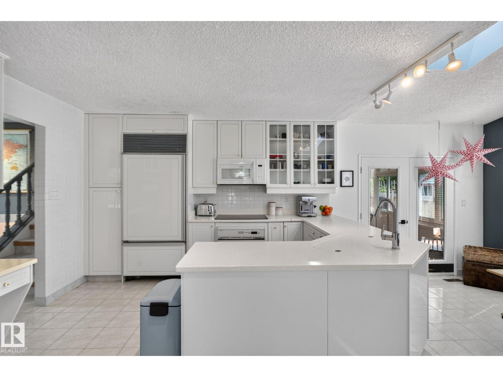 12 LATIMER PL - Image 7