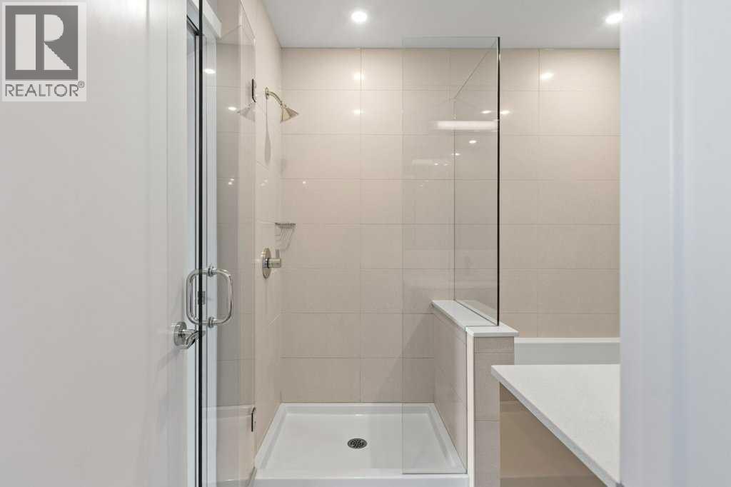 301 10 Street Northwest - Photo 26