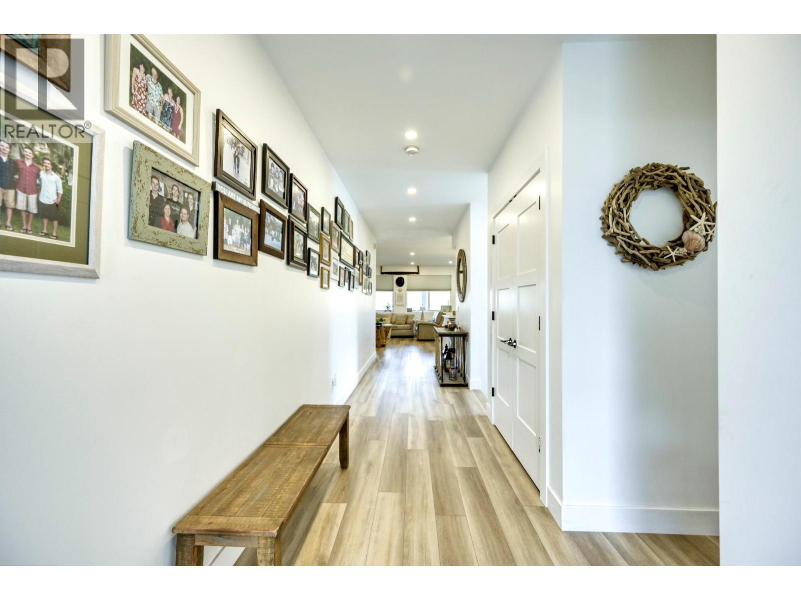 14 Lambert Court - 11