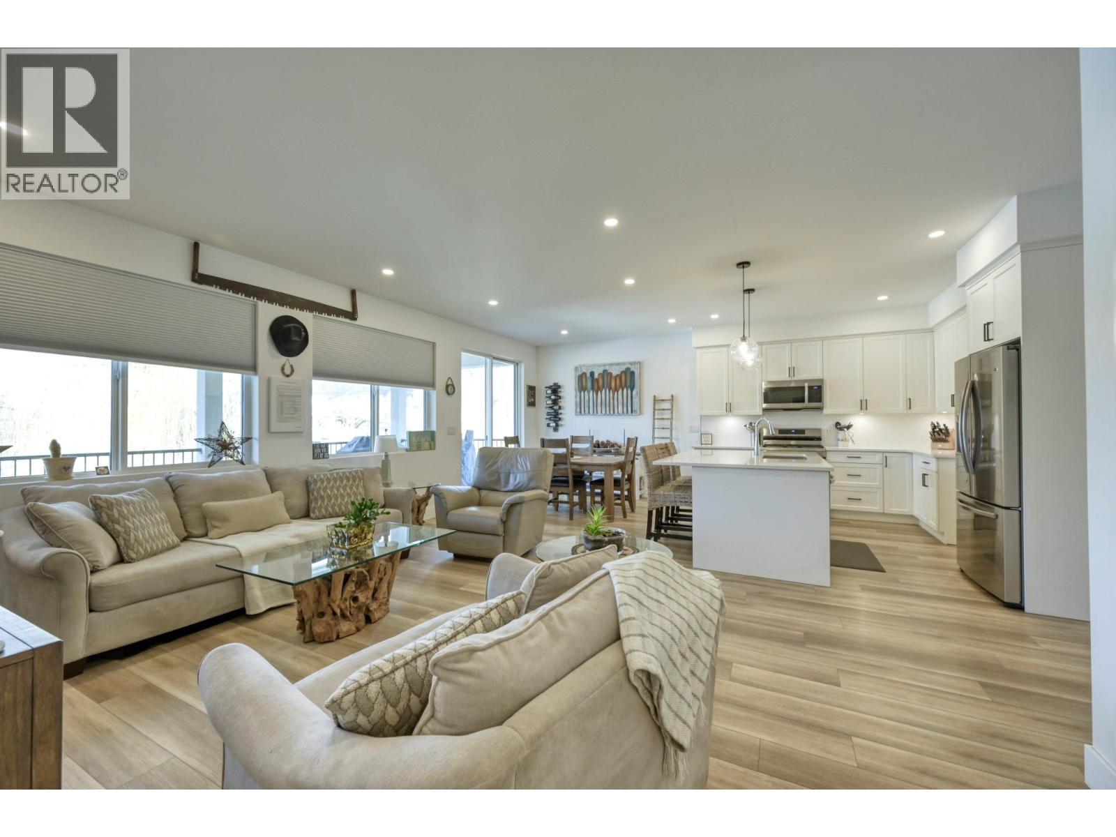 14 Lambert Court - 4