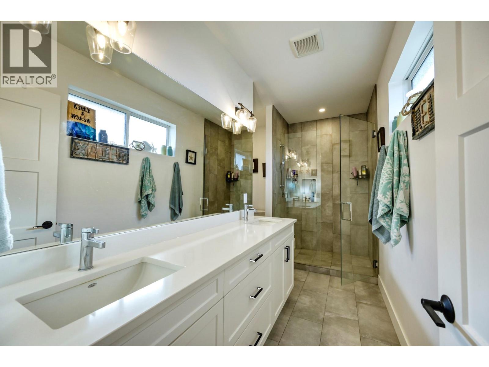 14 Lambert Court - 6