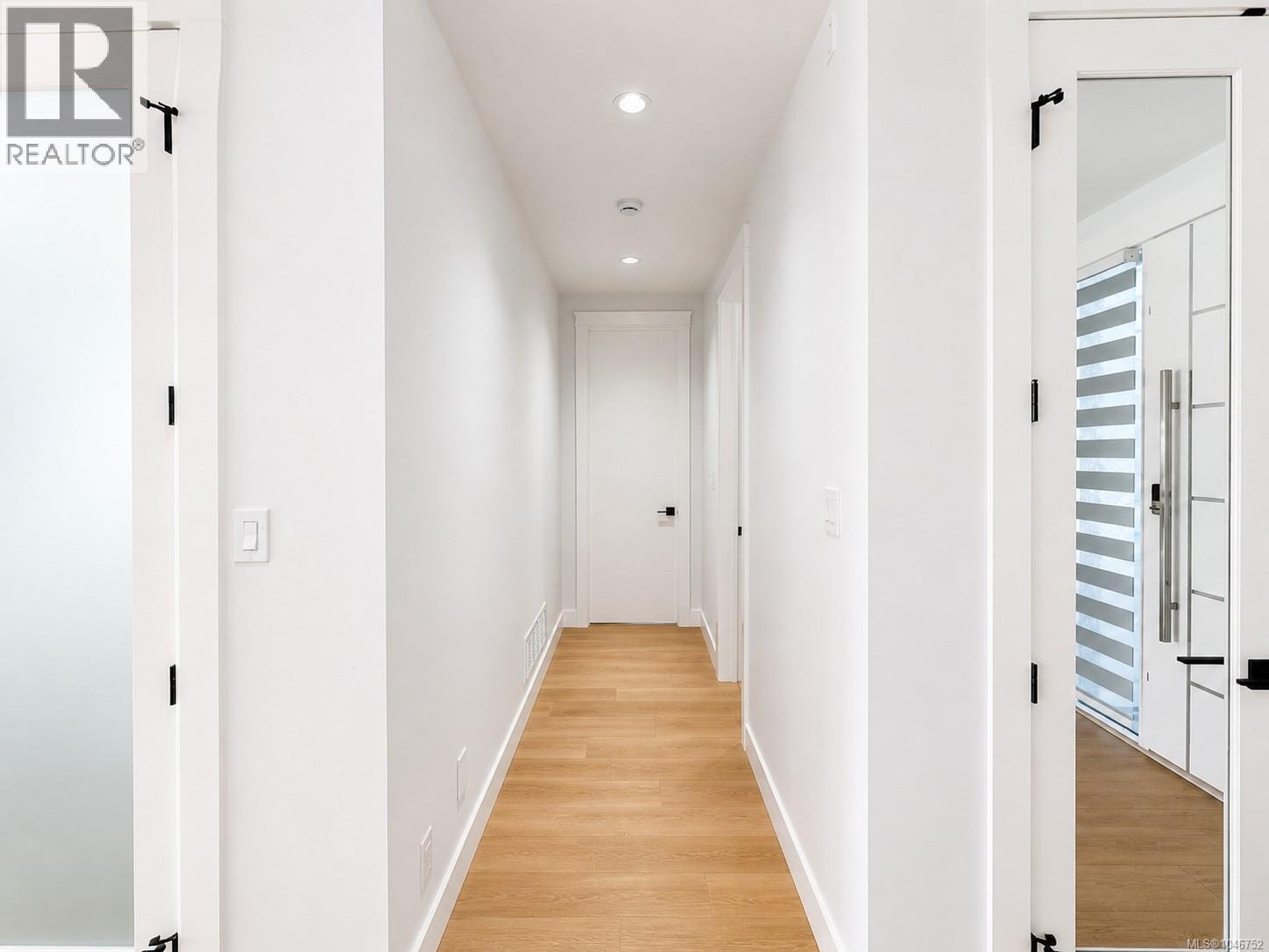 2684 12th Ave - Image 32