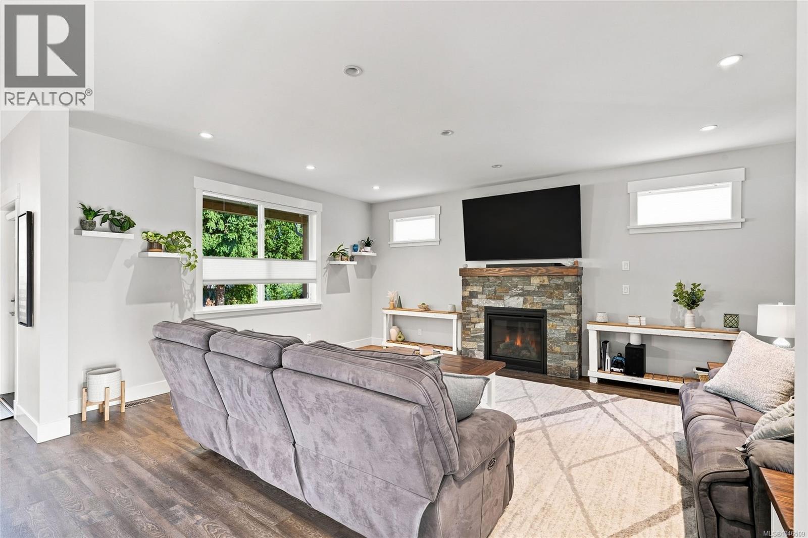 3793 Marjorie Way - 16