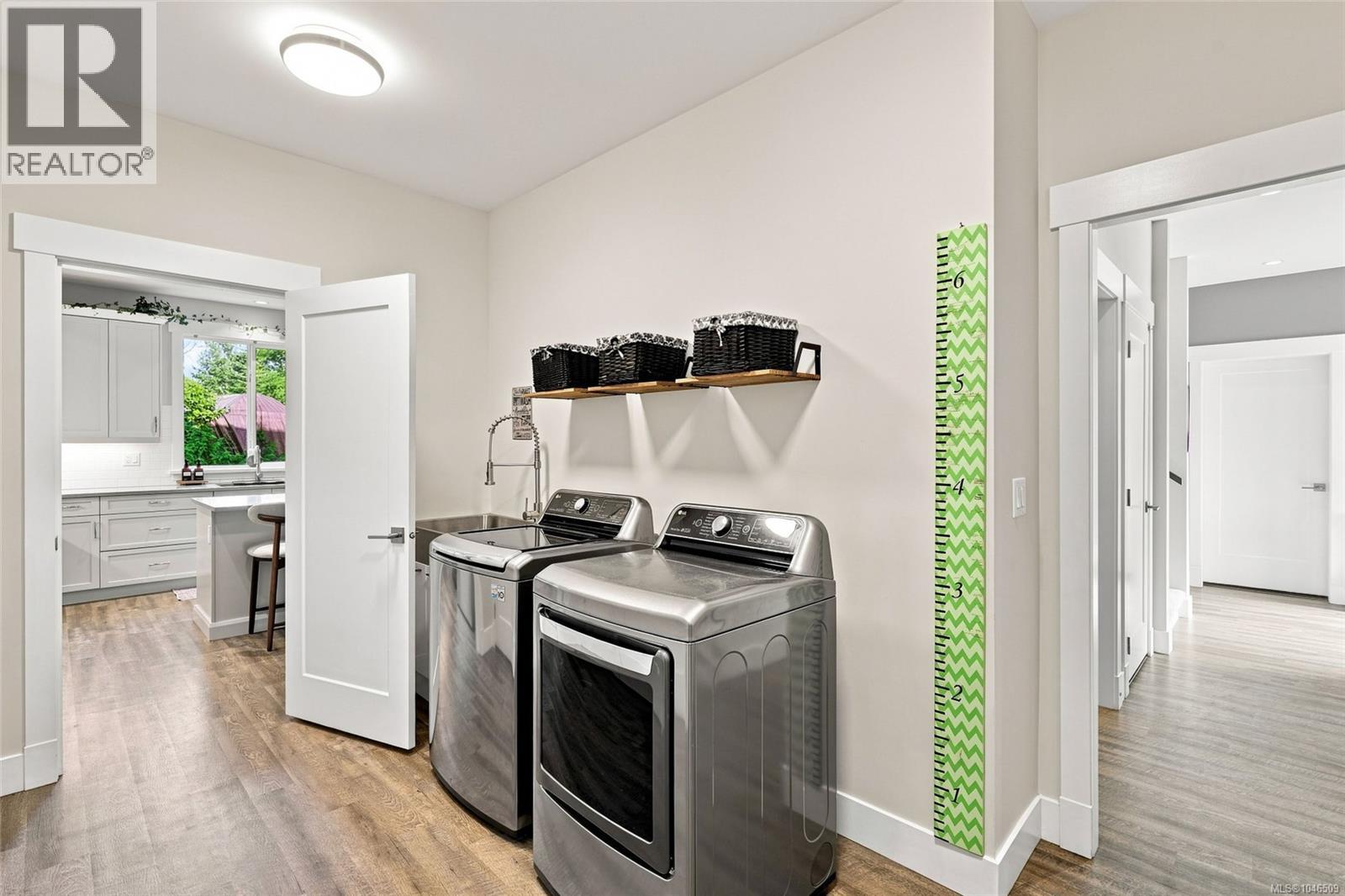 3793 Marjorie Way - 24