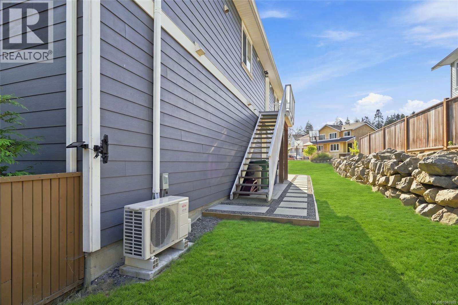 3793 Marjorie Way - 46