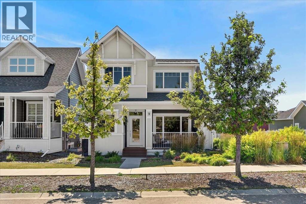 9 Drake Landing Square, Drake Landing, Okotoks photo 3