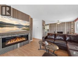 Kitchen - 3608 27 Avenue Unit# 311, Vernon, BC V1T1S4 Photo 9