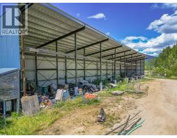 1940 Trans Can Highway, Sicamous, BC V0E2V0 Photo 44